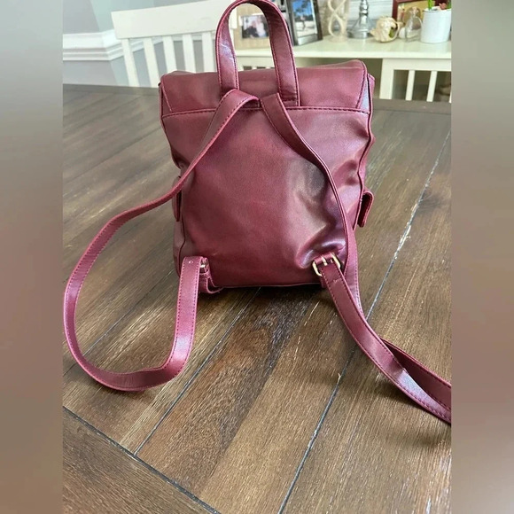 Monet backpack - Picture 8 of 12